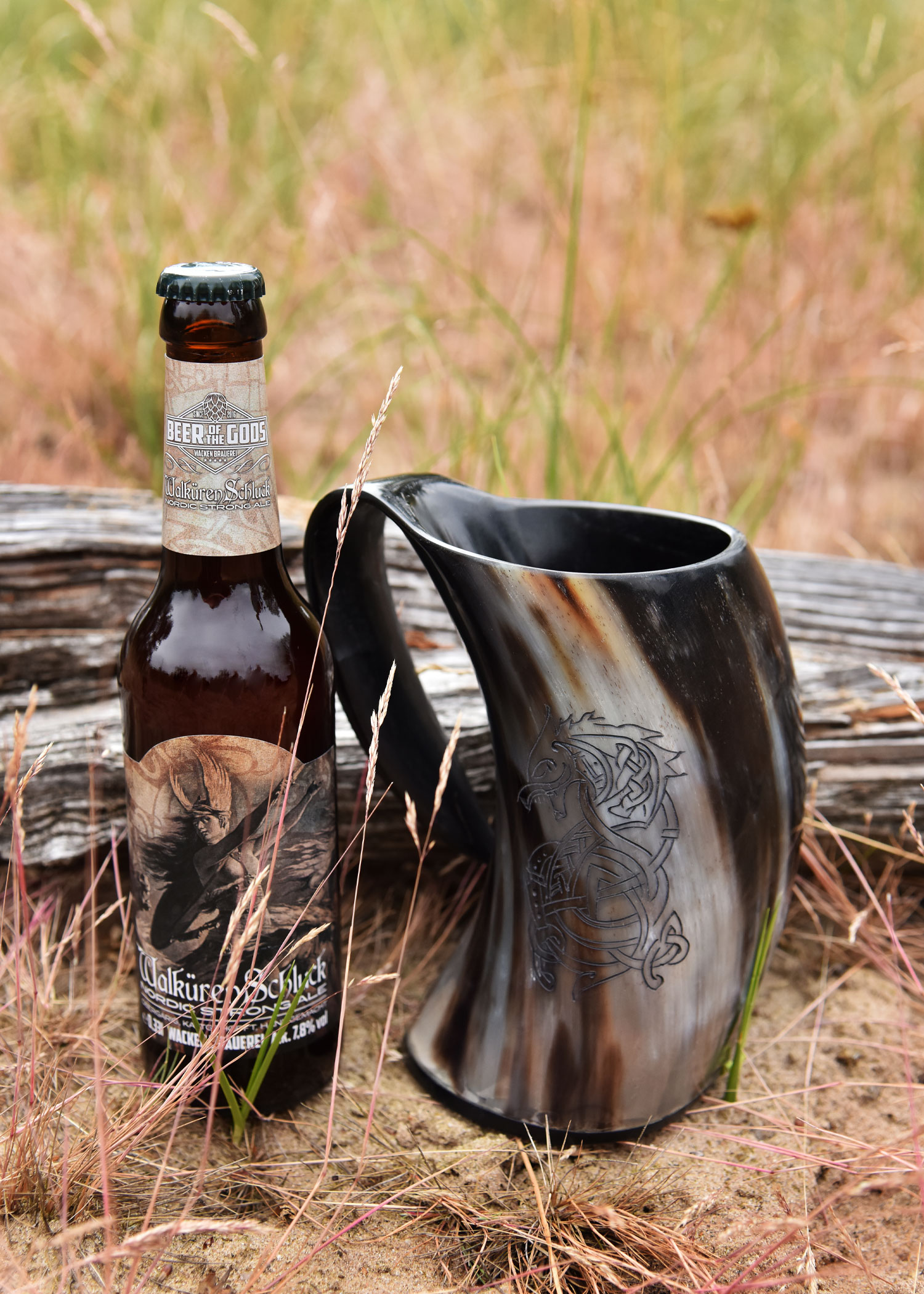 Bierkrug aus Horn - Fenrir, der Nordische Wolf Bierkrug aus Horn - Fenrir, der Nordische Wolf