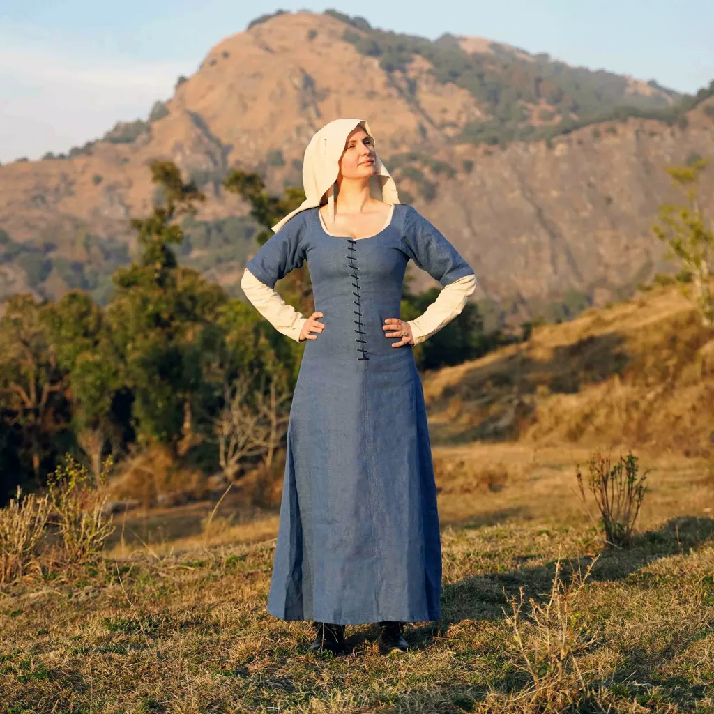 L- Bauerstochter Kurzarmkleid, 100% Leinen L- Bauerstochter Kurzarmkleid, 100% Leinen