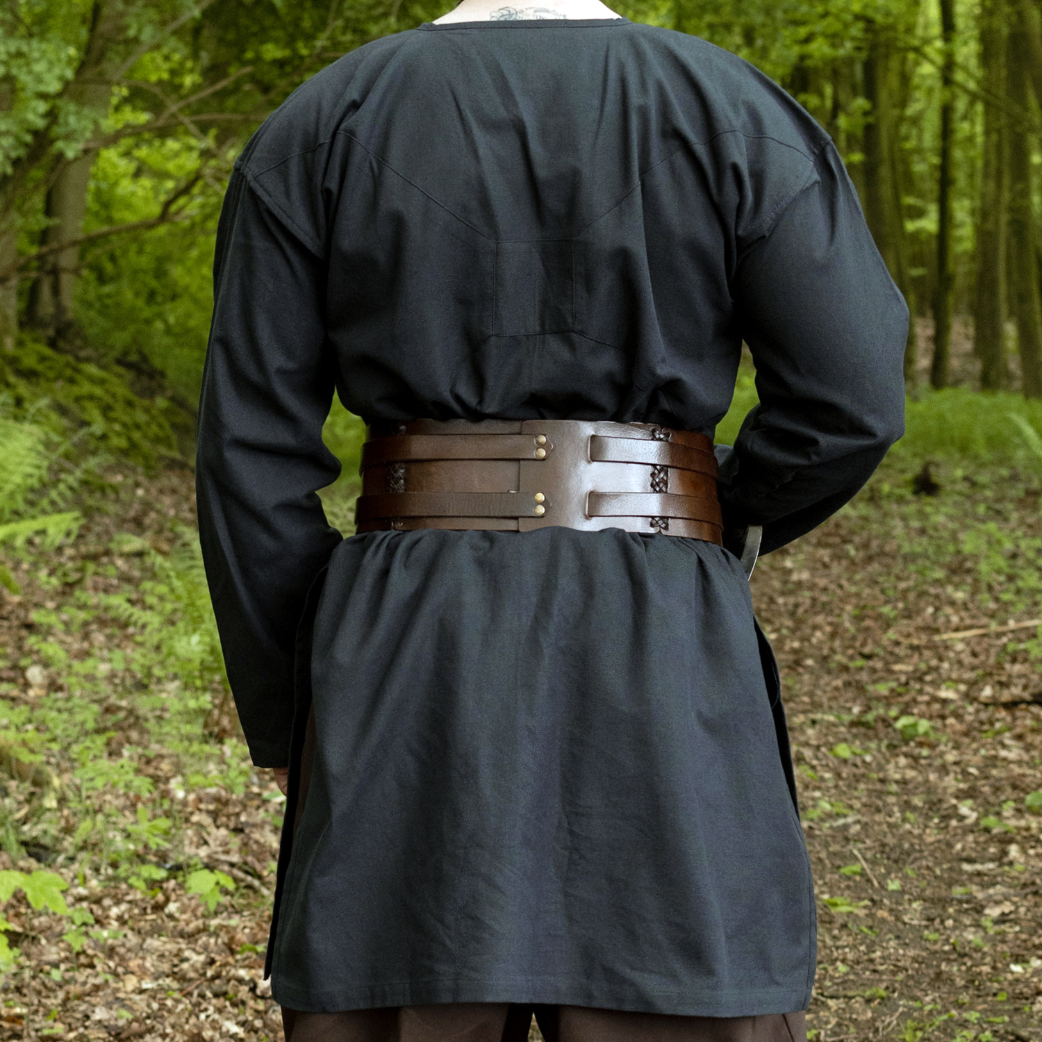 Originalgetreue Viborg-Tunika im Stil der Wikingerzeit des 11. Jahrhunderts Originalgetreue Viborg-Tunika im Stil der Wikingerzeit des 11. Jahrhunderts