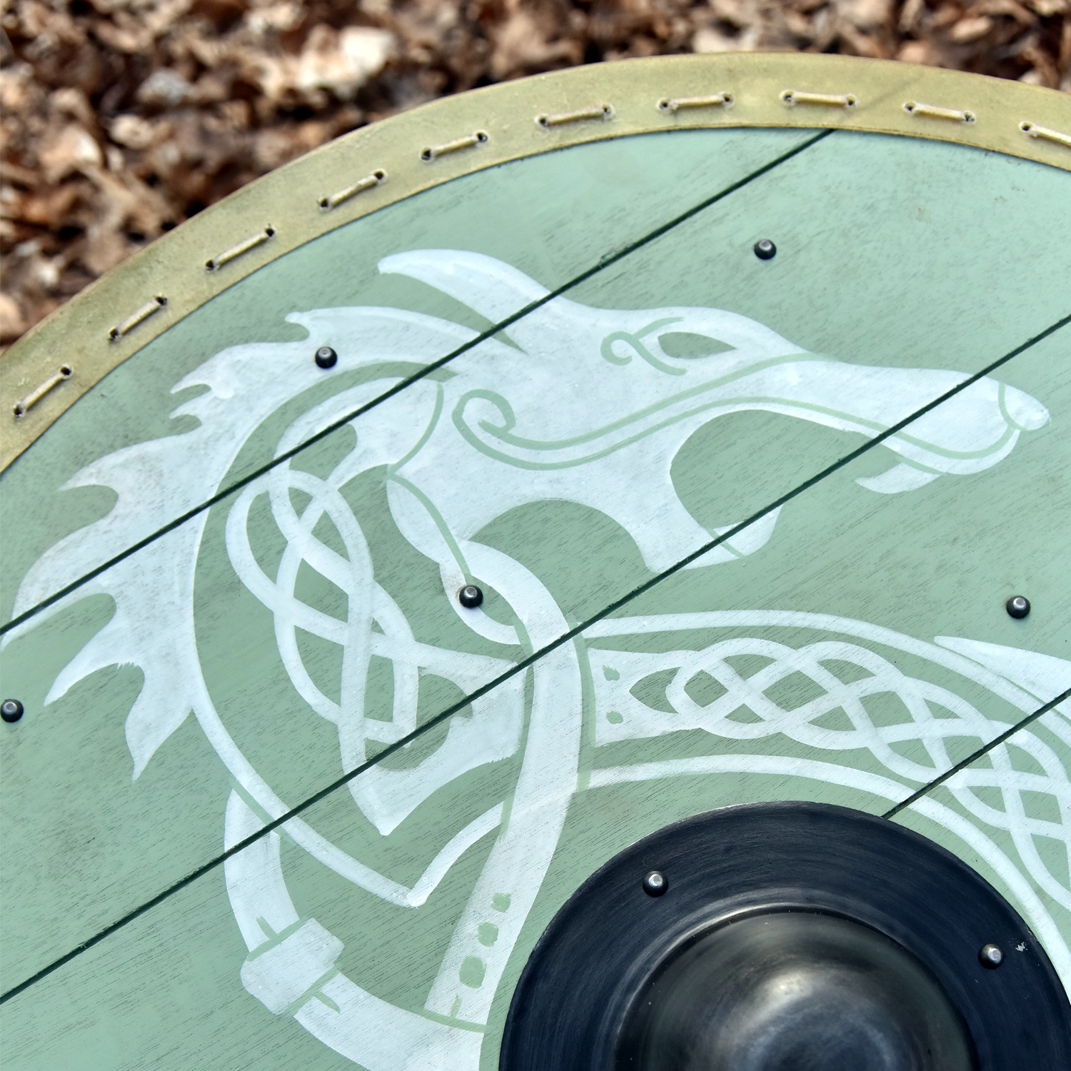 Wikingerschild 'Fenrir' mit Rohaut-Umrandung, 80 cm Wikingerschild 'Fenrir' mit Rohaut-Umrandung, 80 cm