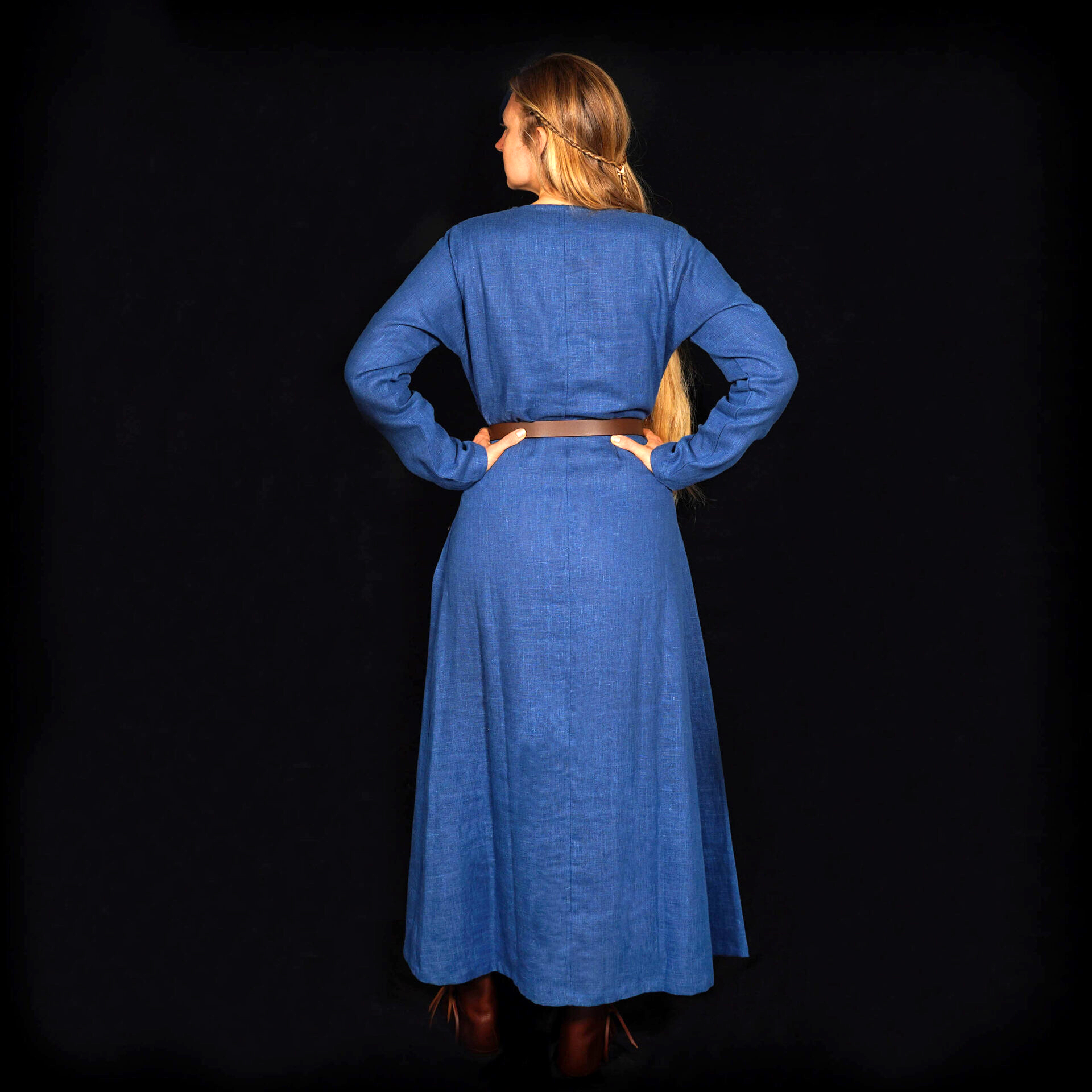 Helga, authentisches langes und schlichtes Wikinger-Kleid, 100% Baltischer Leinen