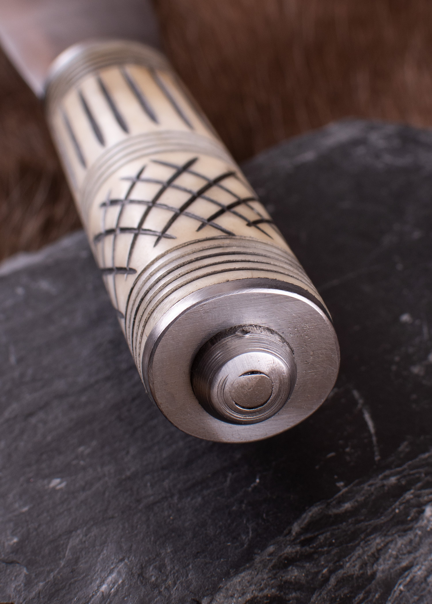 Wikinger Skramasax, Saxmesser mit Knochengriff