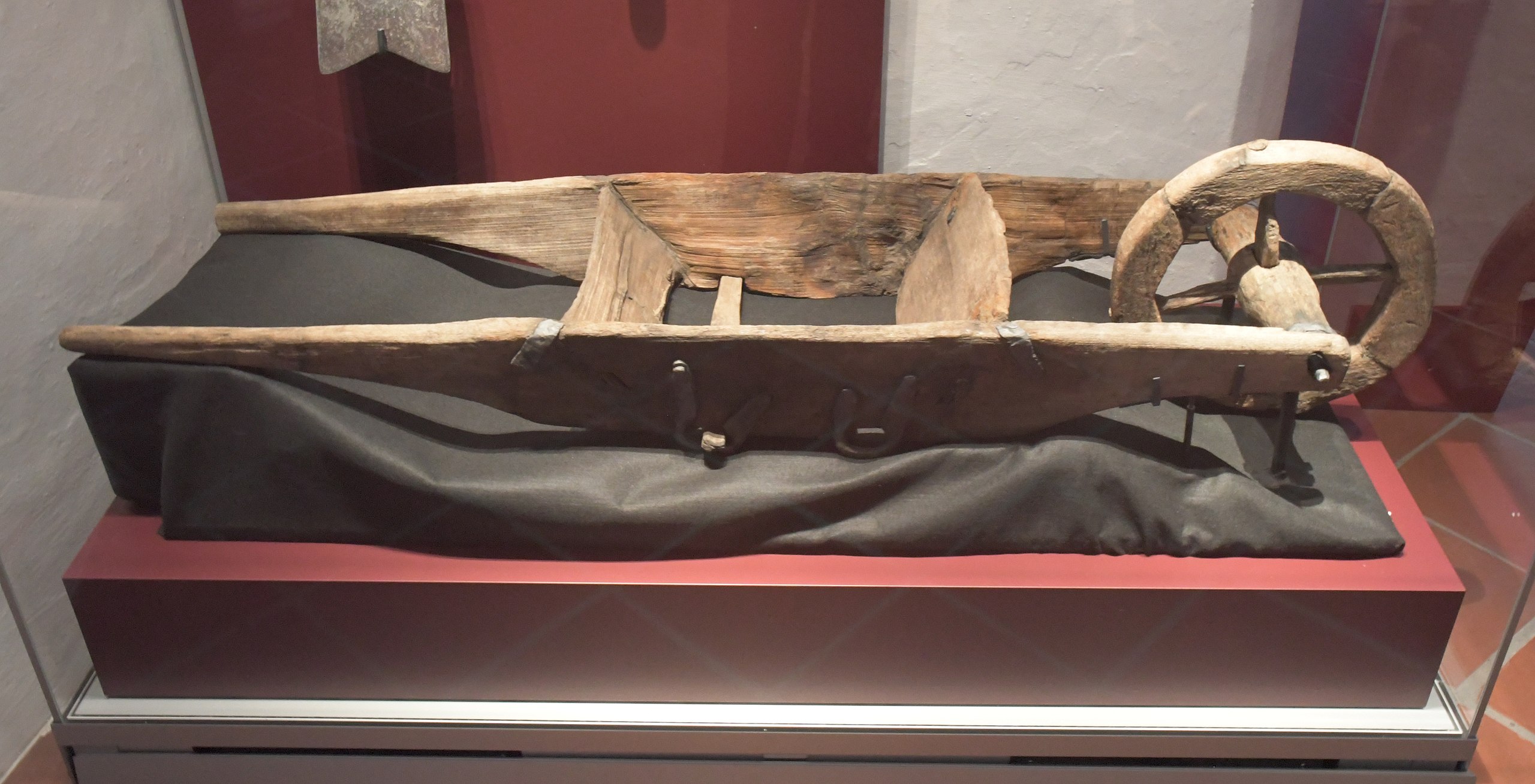 Europas älteste erhaltene Schubkarre aus Ingolstadt, um 1537