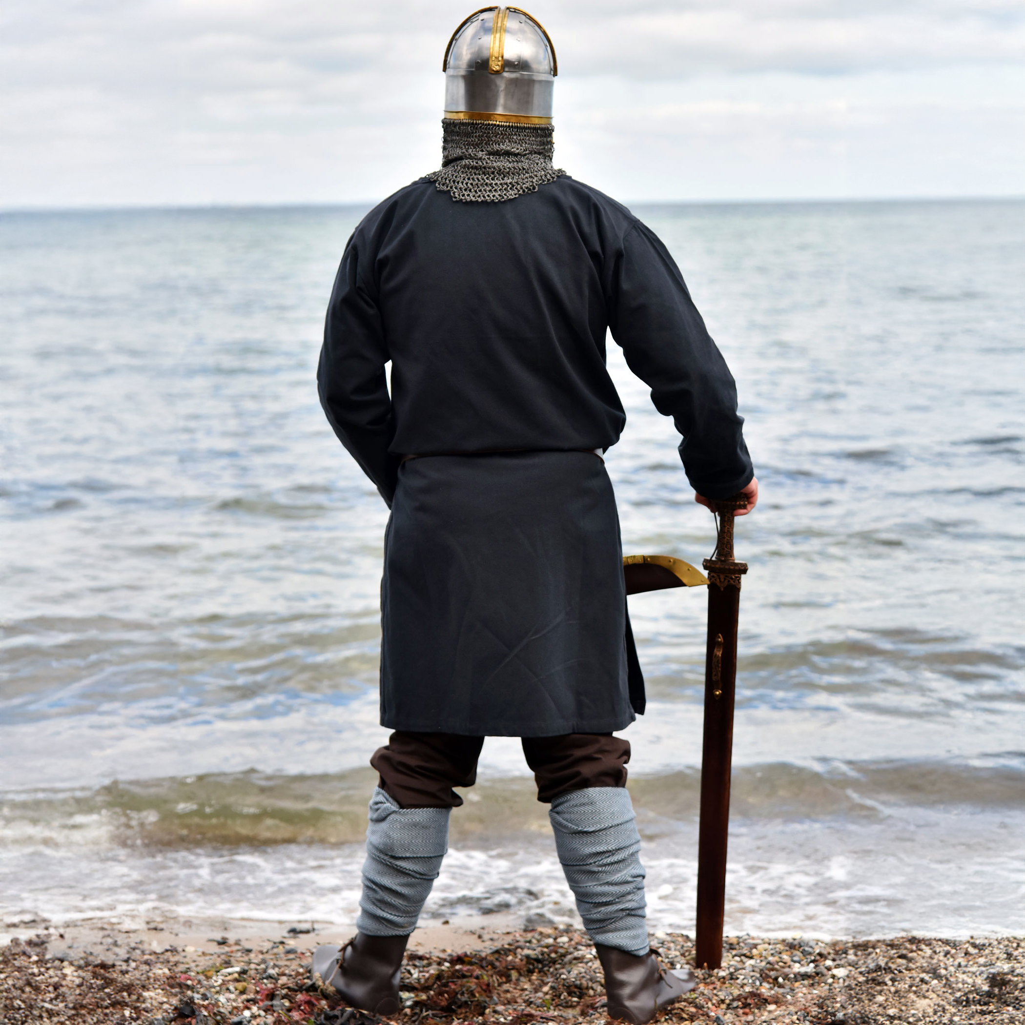 Helm nach Original aus York, mit vernieteter Kettenbrünne, 1,6 mm Stahl